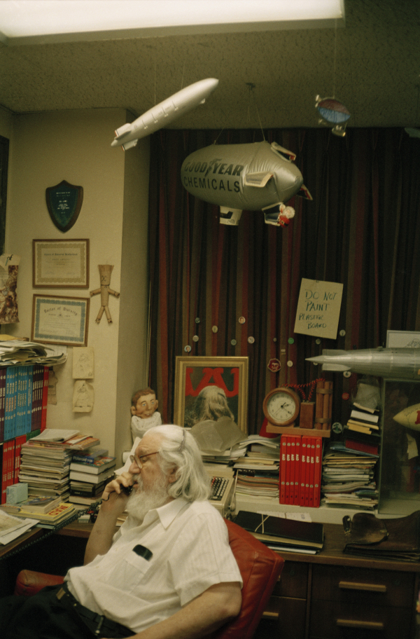 Portrait of Mr. William M. Gaines, founder and editor of MAD magazine Photographed in his MADison Avenue head quarter, 1991 Portrait of Mr. William M. Gaines, founder and editor of MAD magazine Photographed in his MADison Avenue head quarter, 1991, 2005, photography, 100 x 75 cm
Edition of 4