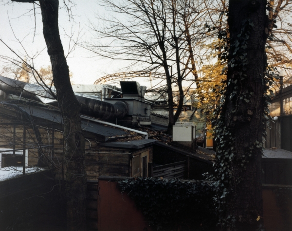 Forestillingen om Tivoli/ The Notion of Tivoli Forestillingen om Tivoli/ The Notion of Tivoli, 2000, photography, each 58 x 47 cm
Series of 32 photographies from abandoned amusementpark Tivoli in Copenhagen, DK