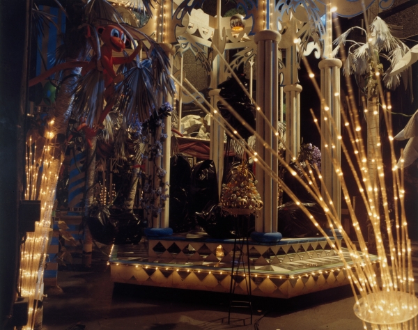 Forestillingen om Tivoli/ The Notion of Tivoli Forestillingen om Tivoli/ The Notion of Tivoli, 2000, photography, each 58 x 47 cm
Series of 32 photographies from abandoned amusementpark Tivoli in Copenhagen, DK