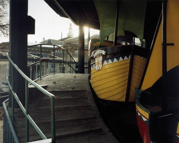 Forestillingen om Tivoli/ The Notion of Tivoli, 2000, photography, each 58 x 47 cm
Series of 32 photographies from abandoned amusementpark Tivoli in Copenhagen, DK