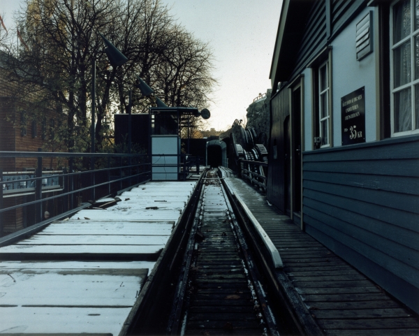 Forestillingen om Tivoli/ The Notion of Tivoli, 2000, photography, each 58 x 47 cm
Series of 32 photographies from abandoned amusementpark Tivoli in Copenhagen, DK